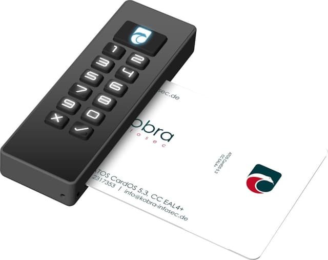 262107/kobra-stick-vs-2-smartcards-16gb-usb-c-sort.jpg
