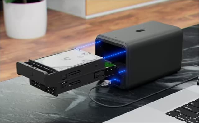 267990/ubiquiti-unifi-unas-2-black.jpg
